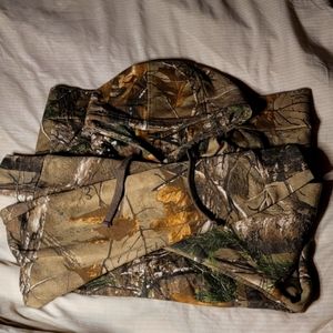 Game Winner camo sweatshirt